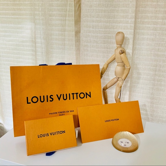 LV Pocket Organizer Perfect For DIY Project - Picture 3 of 8